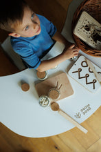 Cargar imagen en el visor de la galería, a boy playing good wood preschool wooden board 