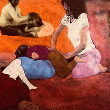 Cargar imagen en el visor de la galería, women massaging a boy with rolling bag | intibag for sensory owl