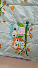 Cargar imagen en el visor de la galería, Owls &amp; Lavender Minky Blanket | SENSORY OWL